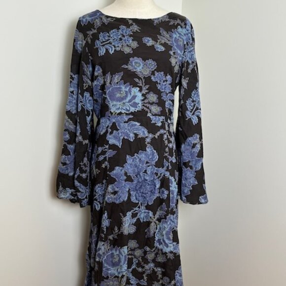 NWT Free People maxi dress with bell sleeves, size 8 - Picture 1 of 12